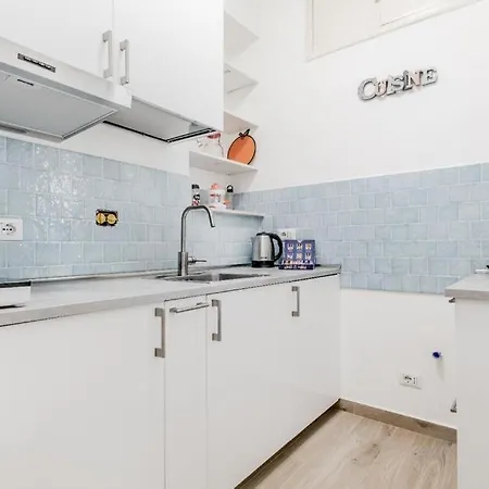 Giulia's Holidays Apartment